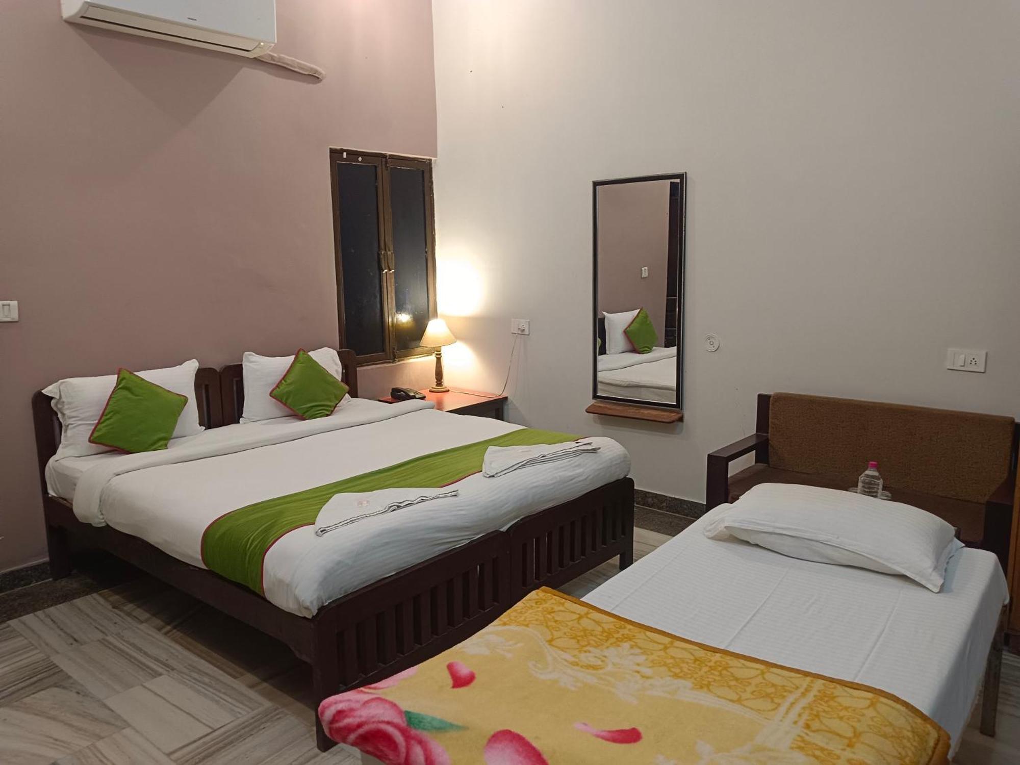 Hotel Mewad Haveli Pushkar Dış mekan fotoğraf